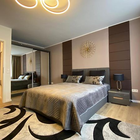 Luxus Apartment With Balcony Dortmund Bagian luar foto